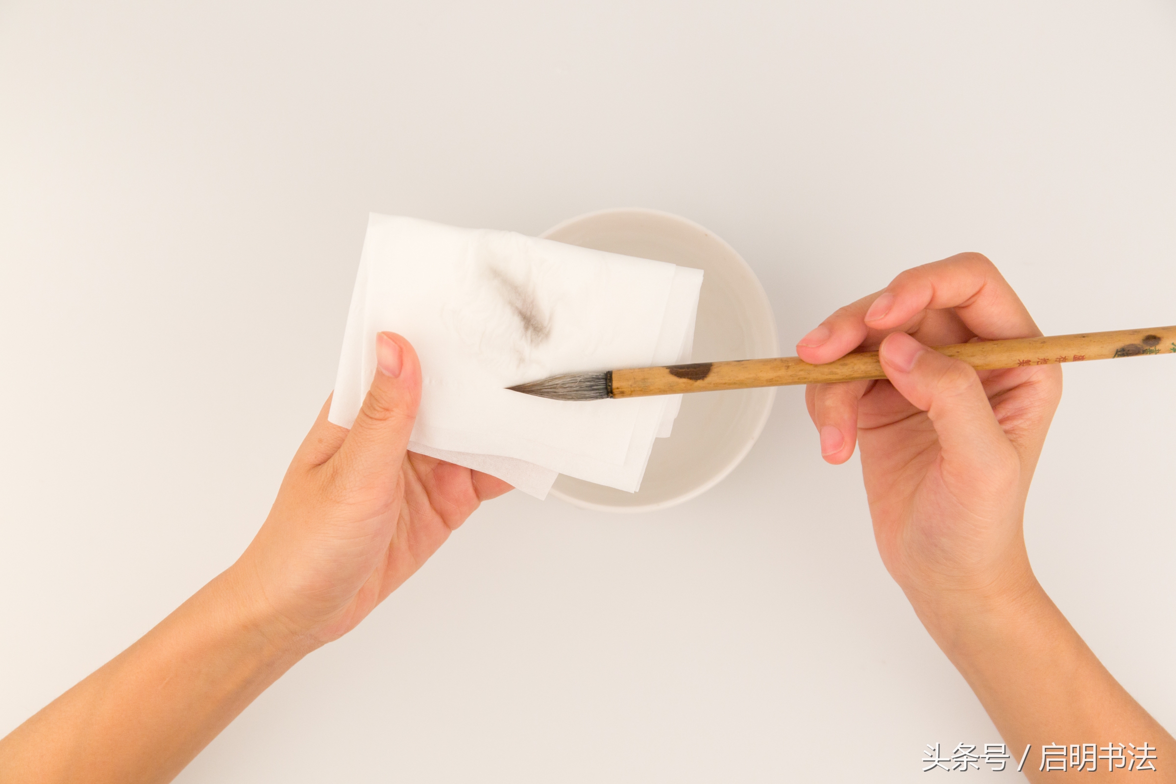 书法入门基本功毛笔蘸墨,学书法蘸墨怎么蘸