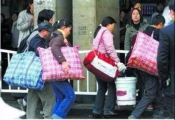 别想太多我们顺其自然,别想太多我们很简单