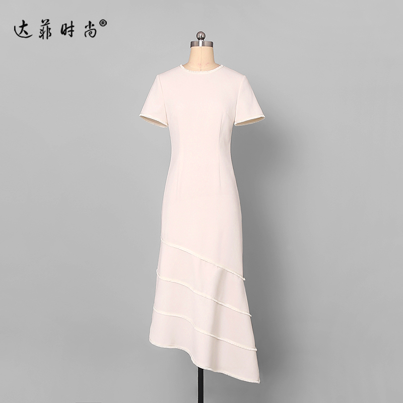 优雅知性时尚减龄高冷范魅力十足,扑面清凉风减龄又时髦