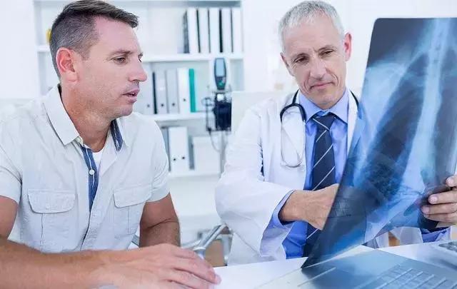 女人怎样锻炼能让背变薄,背痛可以做什么操