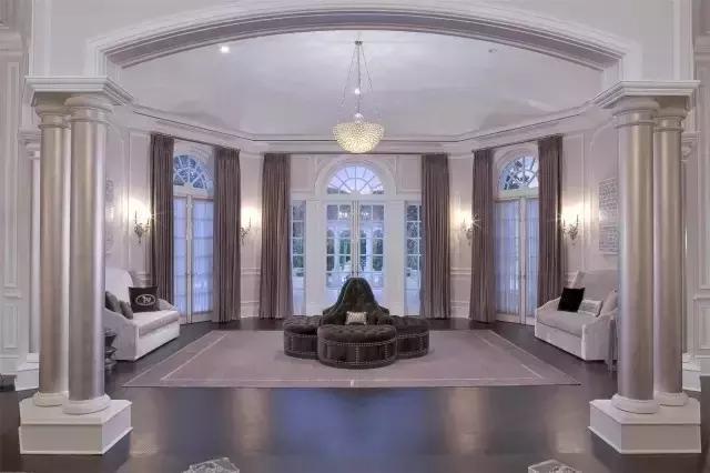 梅西c罗欧冠别墅,梅西内马尔c罗豪宅