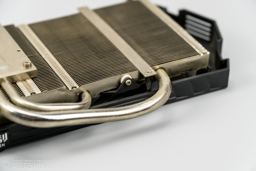 更换新显卡后风扇转得特别厉害,七彩虹gtx9602g显卡换风扇