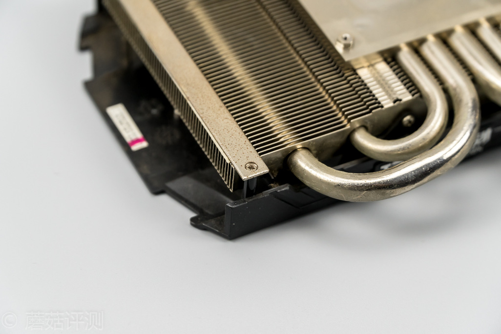 更换新显卡后风扇转得特别厉害,七彩虹gtx9602g显卡换风扇