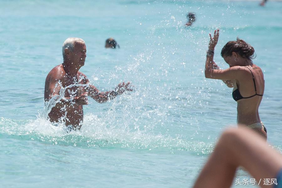 里皮的日光浴,里皮马尔代夫合影