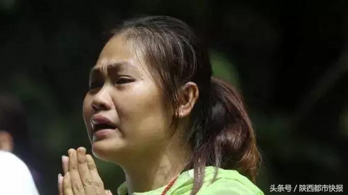 泰国被困13名小足球队员事件,泰国足球队被困山洞14天原因