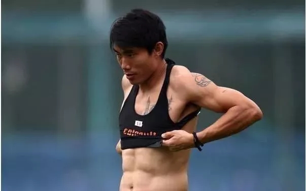 中国男足为什么踢不进世界杯,中国男足这一次进世界杯了吗