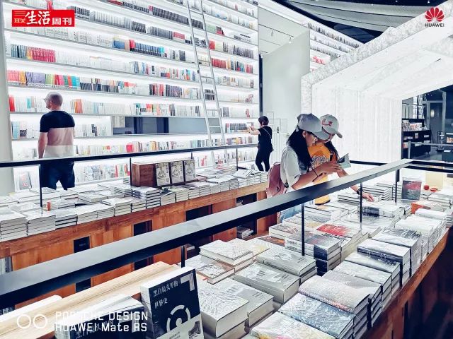 你会用什么方式致敬李白,拿什么去致敬这个时代