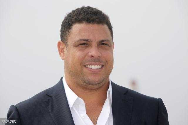 足球历史100大巨星第一名,足球史上10大巨星