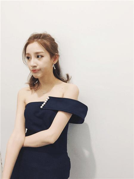 女主持马凡舒个人照片,女主持人马凡舒近照