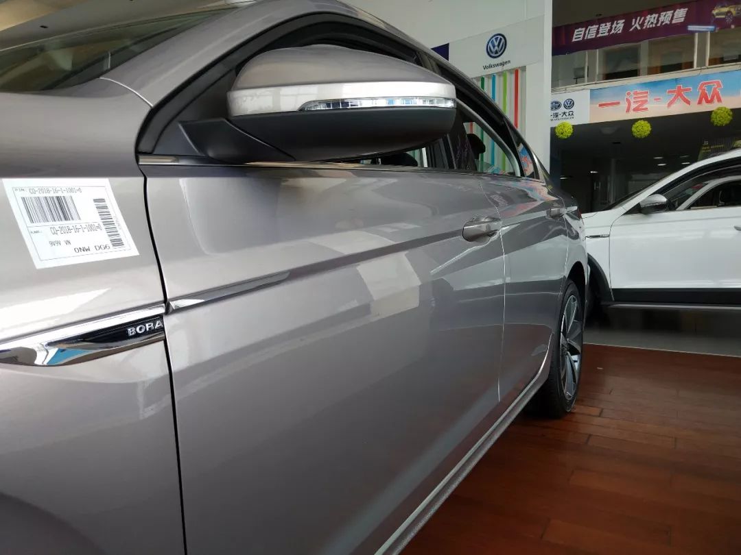 宝来1.4t和速腾1.4t选哪个,1.4t宝来和速腾哪个更值得购买