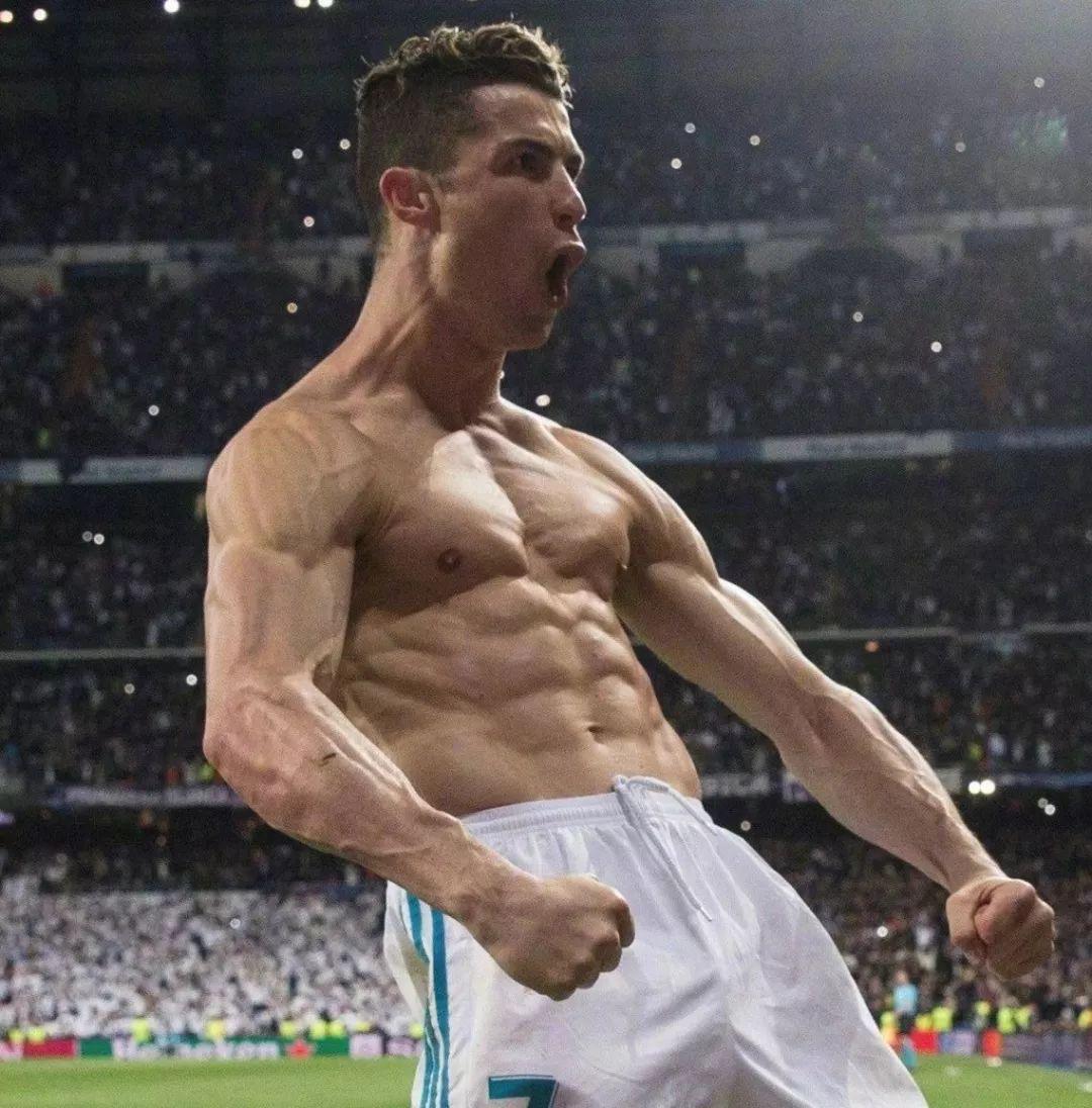 克里斯蒂亚诺罗纳尔多世界第一,克里斯蒂罗纳尔多多斯桑托斯