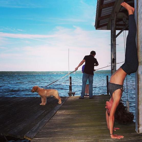 每天坚持40分钟瑜伽效果,瑜伽改善圆肩驼背站立的最佳动作