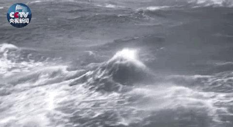 翻船的那一刻,翻船的瞬间