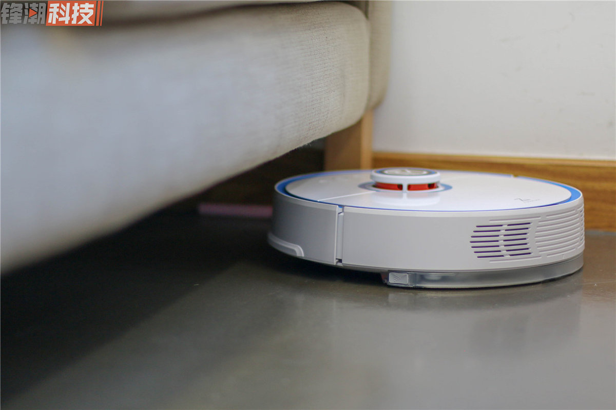 冲着这个「国米标」,买爆!石头扫地机器人国米版轻体验