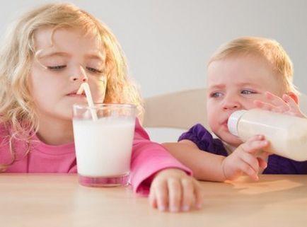 新生儿可以母乳和奶粉混合喂养吗,新生儿奶粉喂养舌苔白厚怎么处理