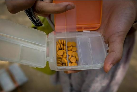 我不是药神国外火了,进口抗癌药为啥那么贵