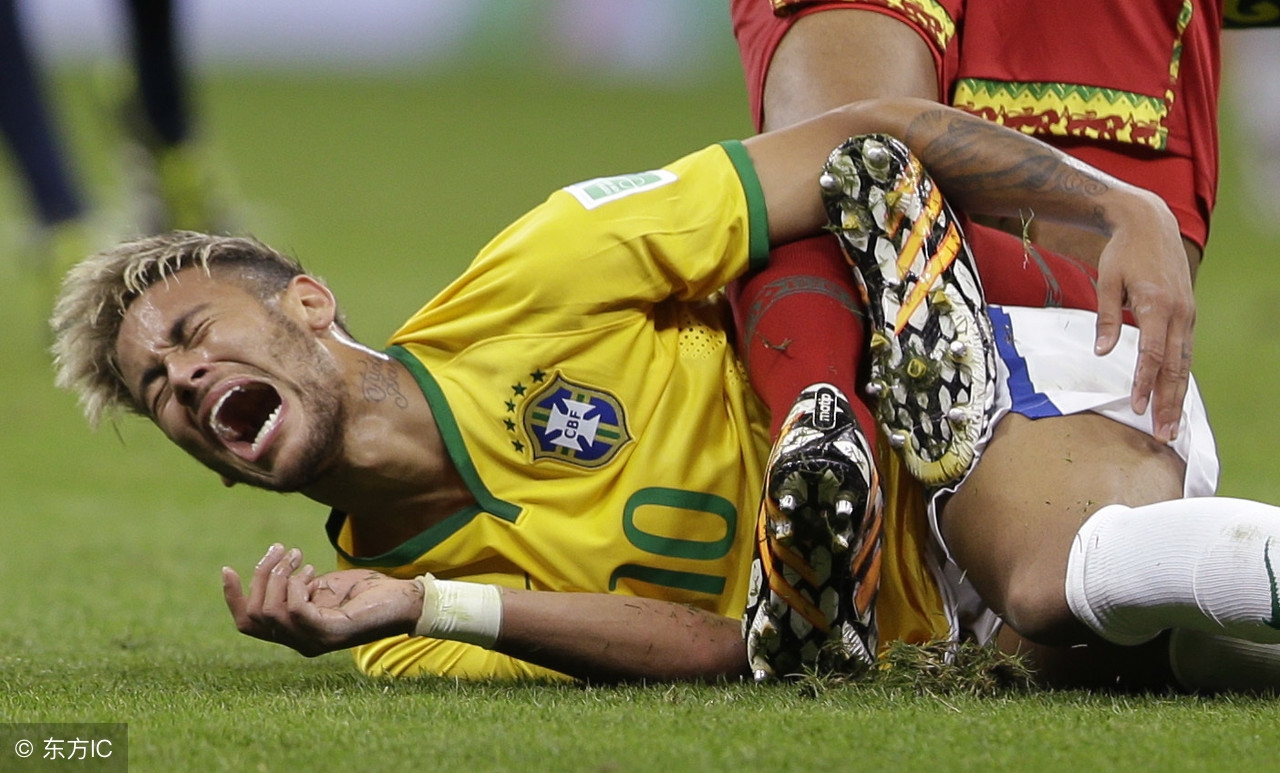 盘点世界杯假摔,世界杯假裁判