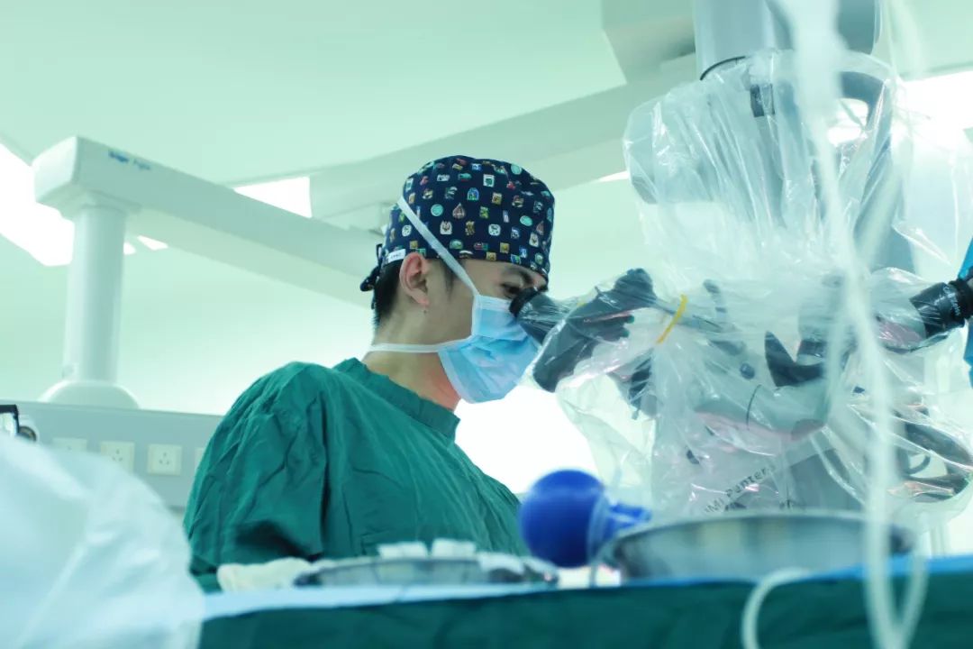 颈椎间盘突出椎管狭窄必须手术吗,颈椎间盘突出压迫神经必须手术吗