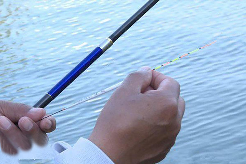 新手钓鱼如何正确调漂,钓鱼的正确调漂方法和技巧