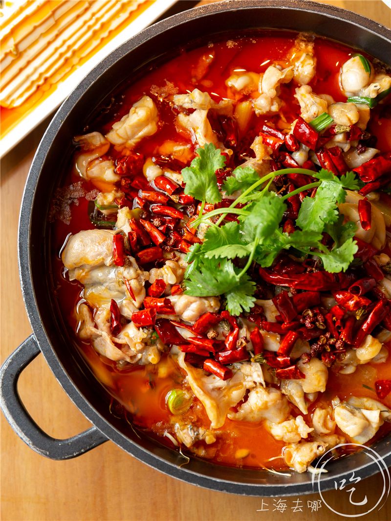 火了10年的俩胖纸！仅凭1道菜，每天卖出80000+份！