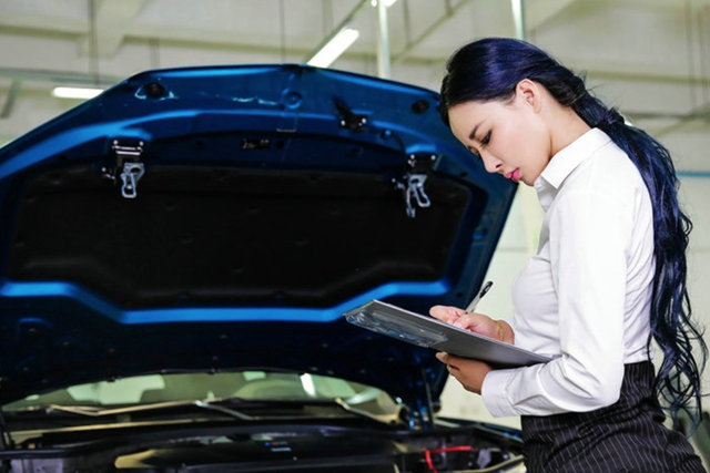 发生交通事故对方拒绝理赔怎么办,全责拒绝赔偿对方起诉会留案底吗