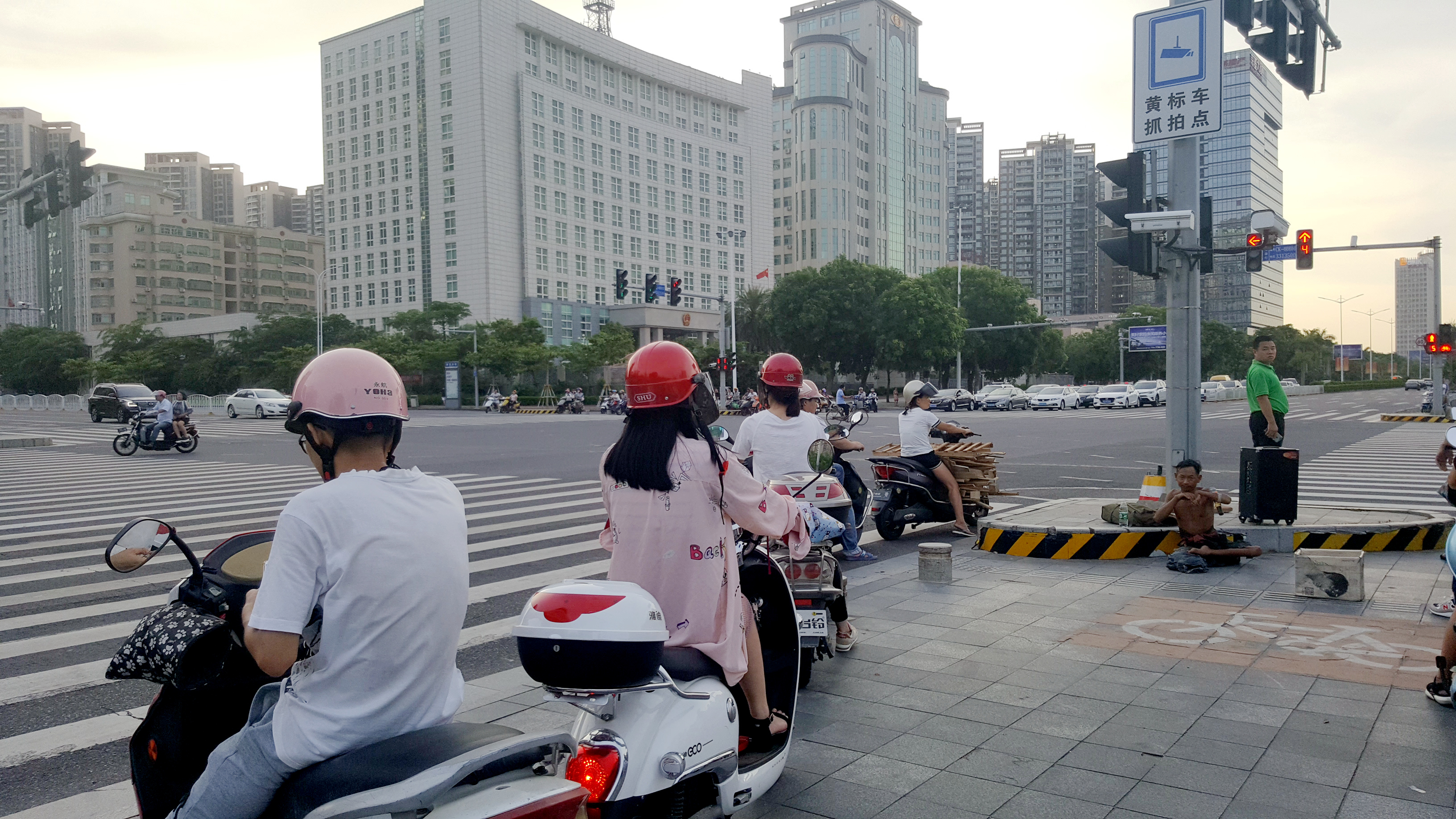 中国沿海旅行D14,金沙湾,遇见优雅女子就是人生最美好时刻