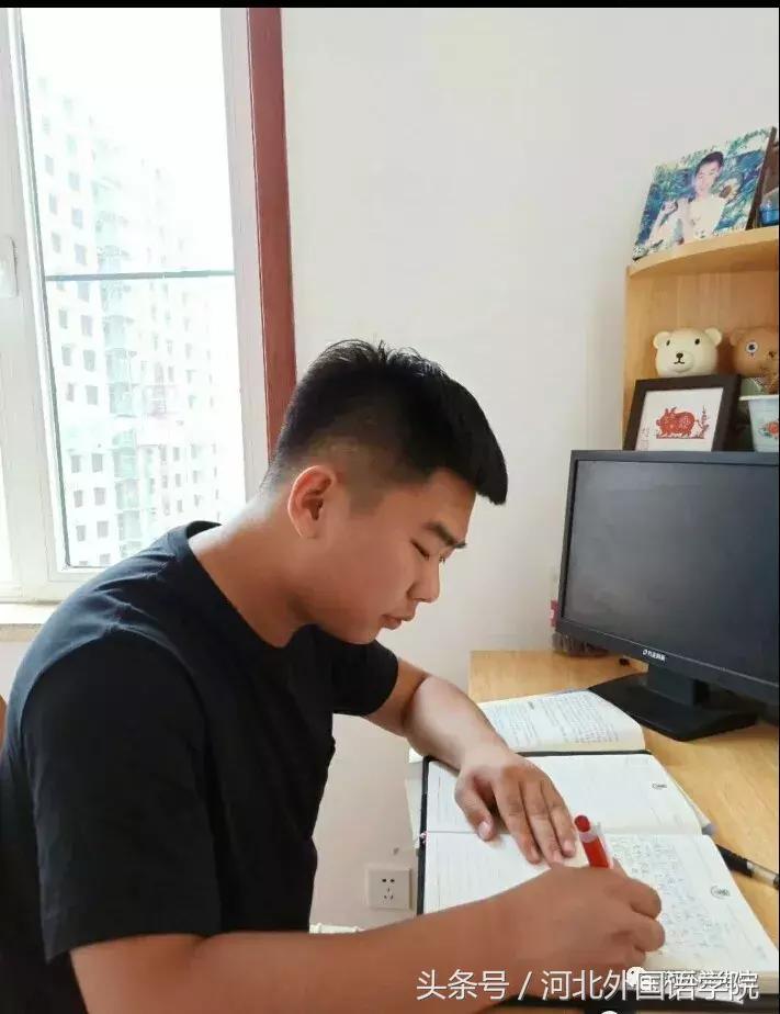 当学霸遇见校霸考试,当学霸撞上校霸知乎