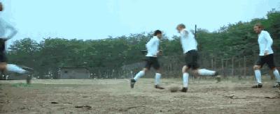 精彩程度绝不亚于一场决赛,精彩程度不输电影