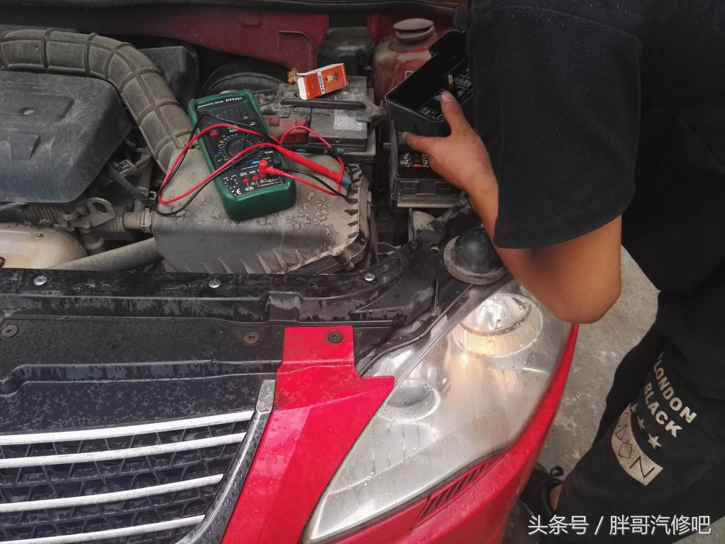 汽车大灯烧近光,汽车大灯开远光总是烧保险