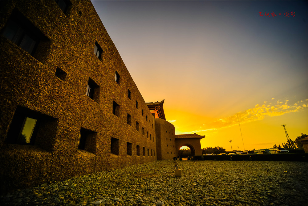 敦煌山庄设计风格,敦煌山庄属于什么档次