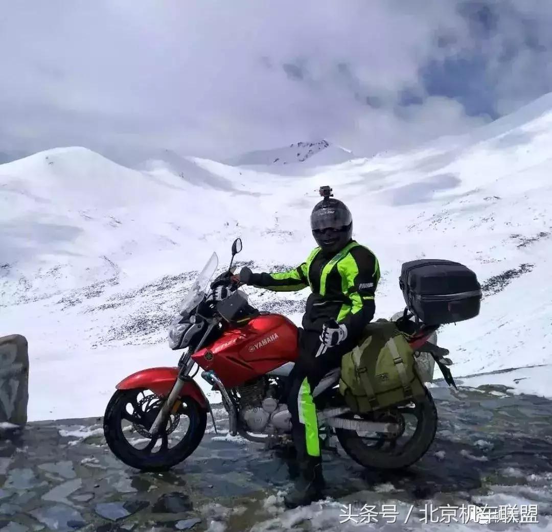 摩友旅途美景,摩友们感受骑行的独特魅力