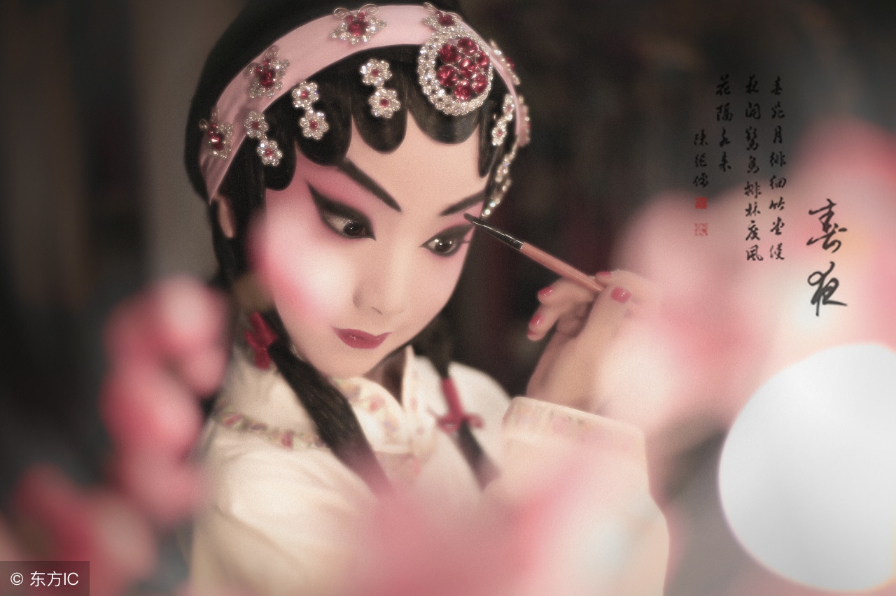 夜深，情人间说这些更温暖