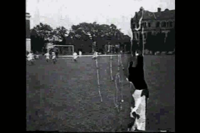 决赛将至！世界杯没看过瘾？加场“德比”之战，接着嗨