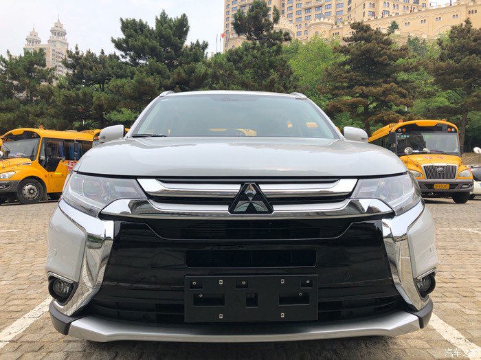 三菱欧蓝德改装最佳方法,三菱欧蓝德怎么改装才好看