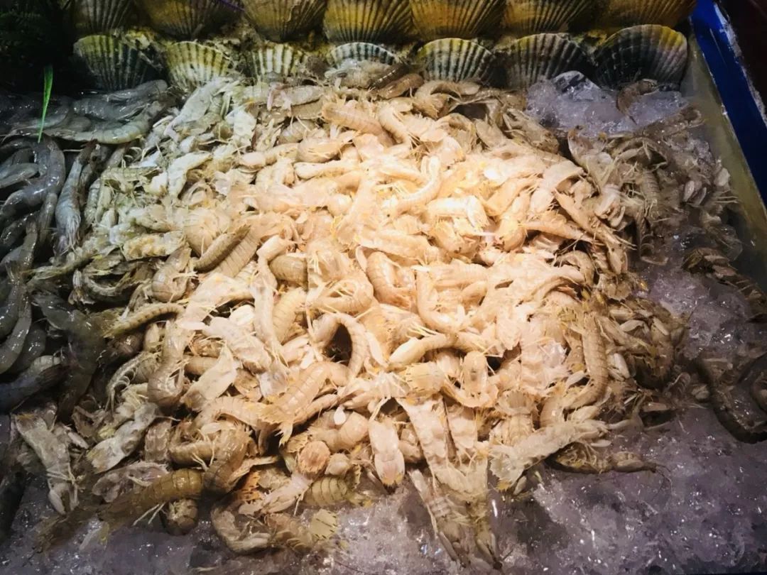 各种海鲜不限量,50种不限量海鲜