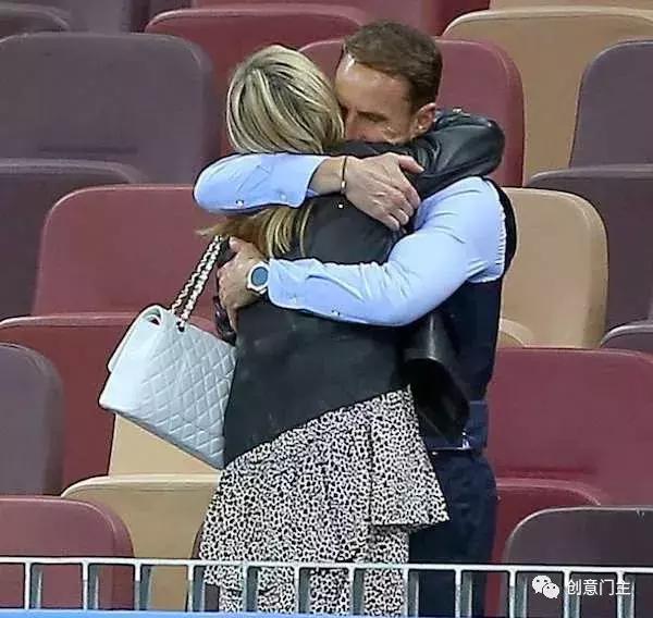 英格兰输球有多难过,英格兰输球队员哭了