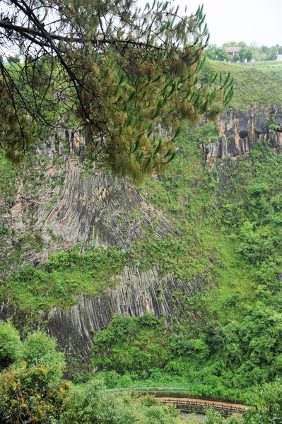 腾冲凤凰宝集泡温泉,腾冲民宿泡温泉推荐