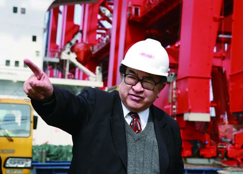 四十岁白手创业,28岁白手创业身价过亿