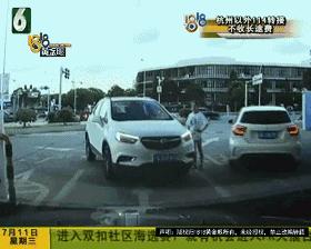 小车在高速没有油了怎么办,半路没油了教你免费解决