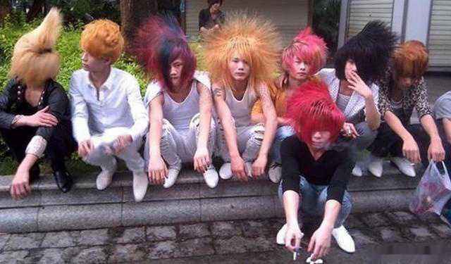 杀马特时代的帅哥长什么样子,当年的杀马特帅哥