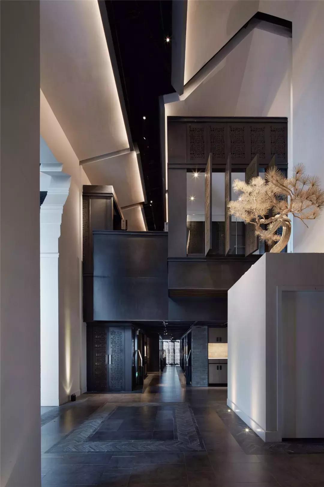 独倚望江楼赏析,作品赏析英文