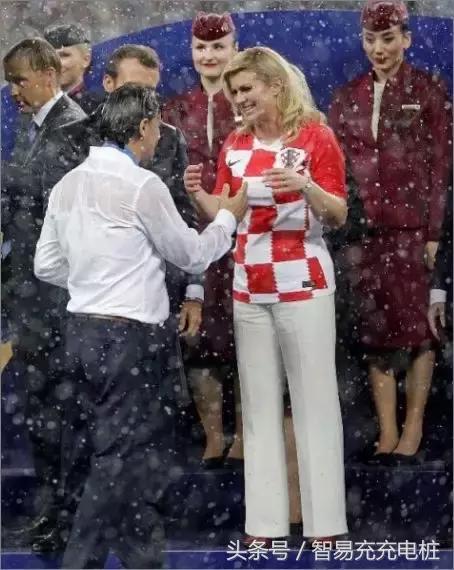 这就是我喜欢它的原因用英语说,这就是我喜欢体育的原因