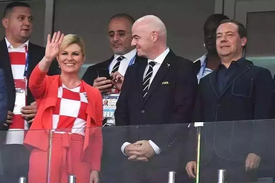 世界杯法国夺冠2006,世界杯法国夺冠瞬间沸腾