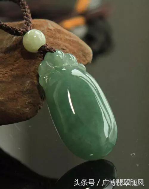 花青种和油青种哪个好,翡翠的花青种和油青种怎么分