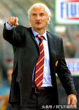 足坛历史十大球星排名,足坛历史100大球星排名