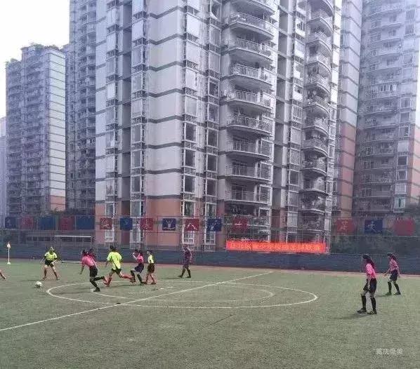 重庆双湖小学对口中学是哪个,重庆天地人和街小学对口中学