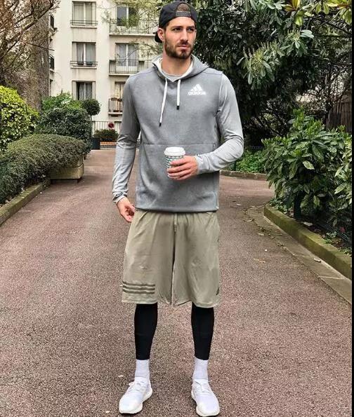 如果举办足球界穿衣世界杯，法国队一定拿不到冠军