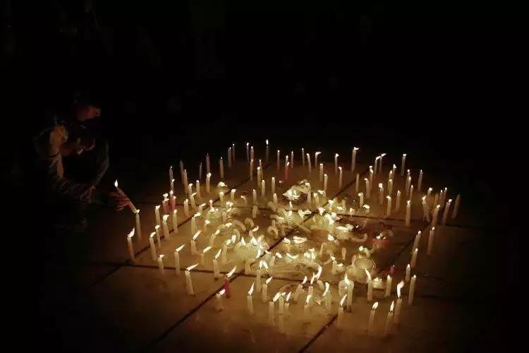 老狗死前的症状,老狗临死前有什么前兆