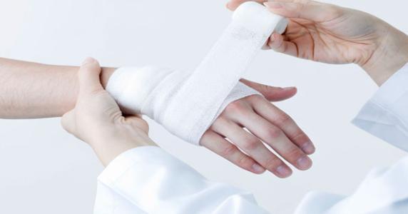 发生工伤后不去找公司怎么办,发生工伤超过一年没有申报怎么办