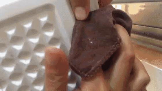 冰箱胶条发霉是什么原因,冰箱胶条发霉用什么白醋